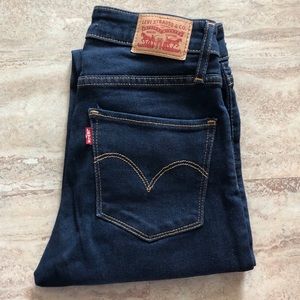 Levi’s high rise skinny jeans